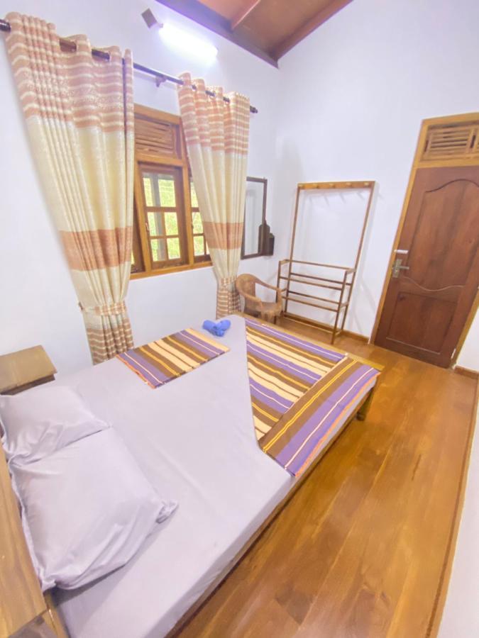 Happy Feet Diyaluma Bed & Breakfast Koslanda Bagian luar foto