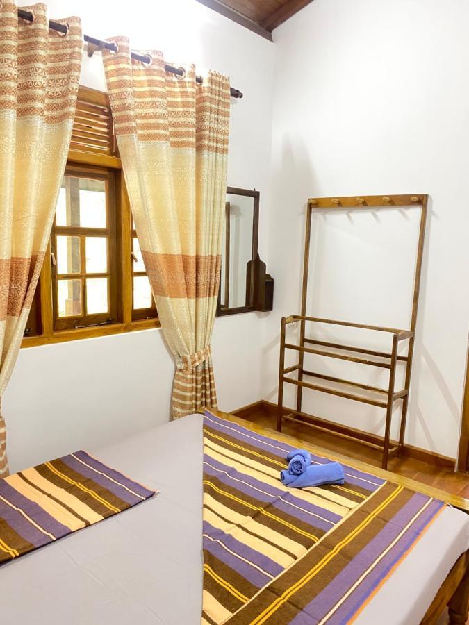 Happy Feet Diyaluma Bed & Breakfast Koslanda Bagian luar foto