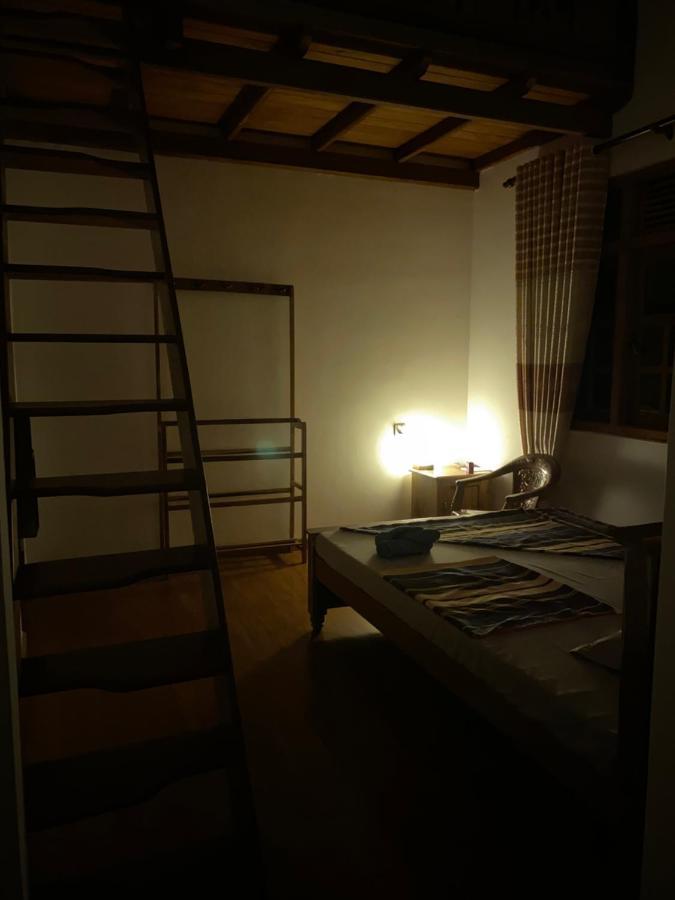 Happy Feet Diyaluma Bed & Breakfast Koslanda Bagian luar foto